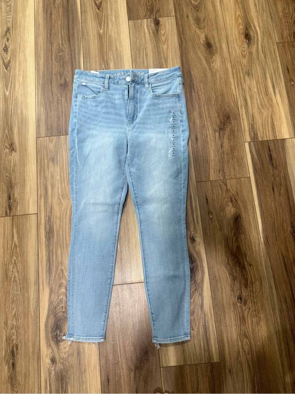 American Eagle Outfitters Light Blue High-Rise Skinny Jeans